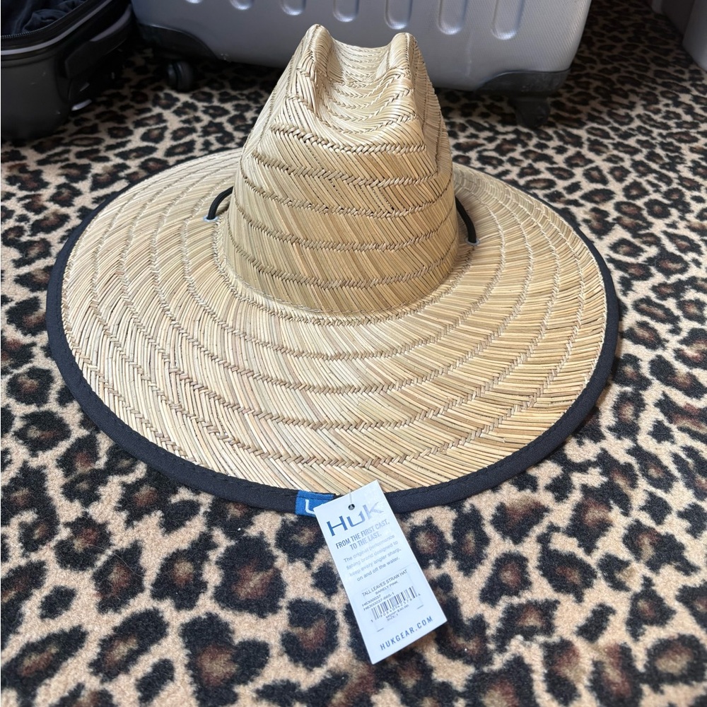 NWT HUK FISHING Tall Leaves Straw Hat - Picture 3 of 5